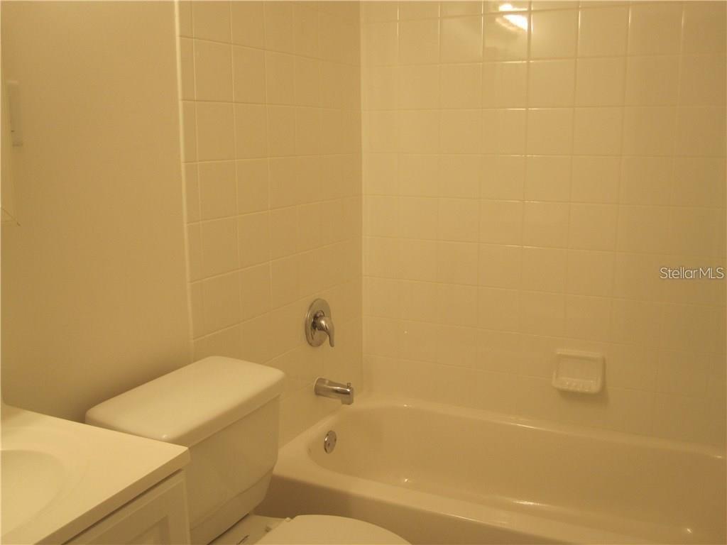 3302 W WALLACE AVE, TAMPA, FL, 33611