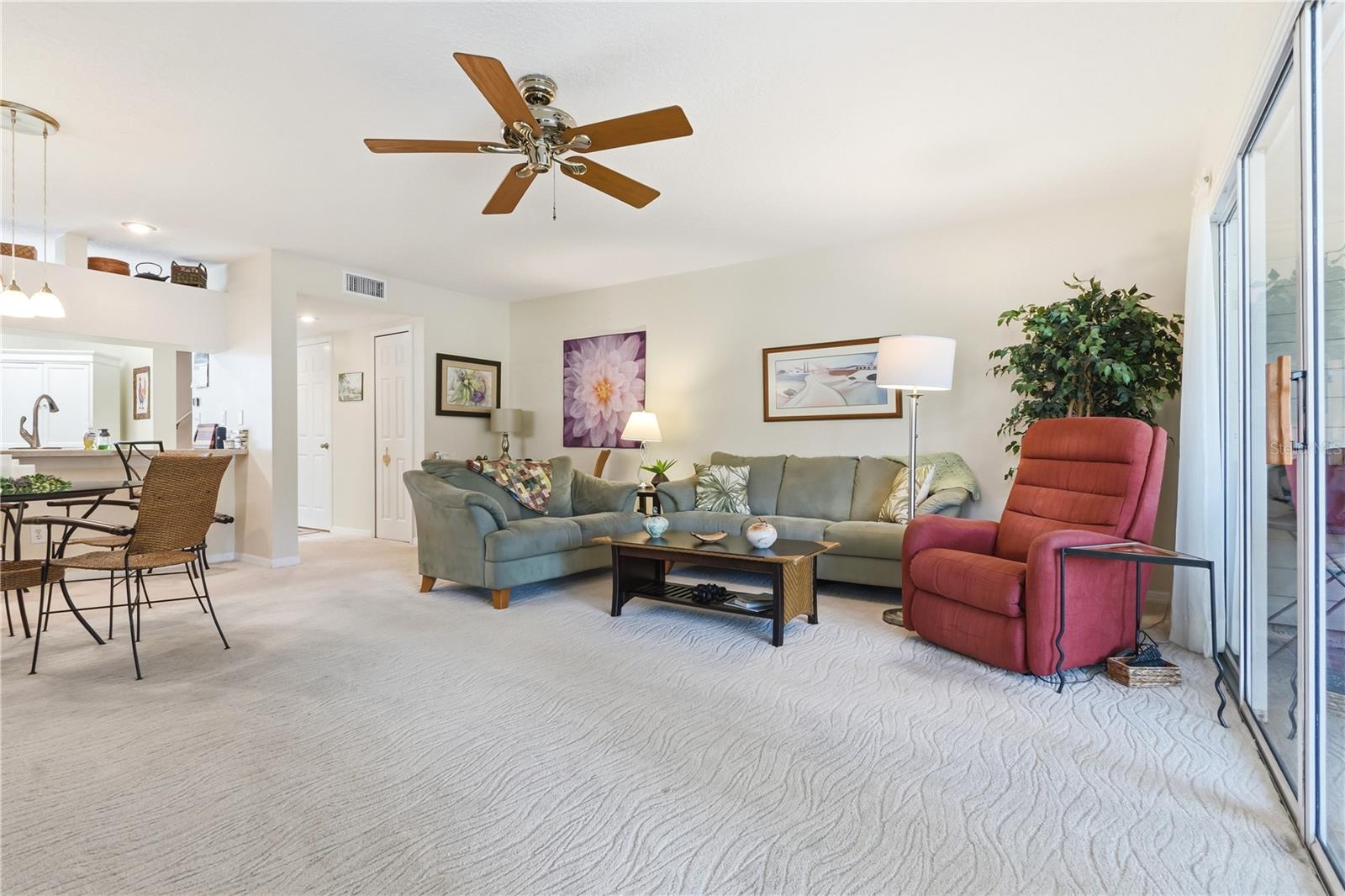 9034 LAKE PLACE LN #9034, TAMPA, FL, 33634