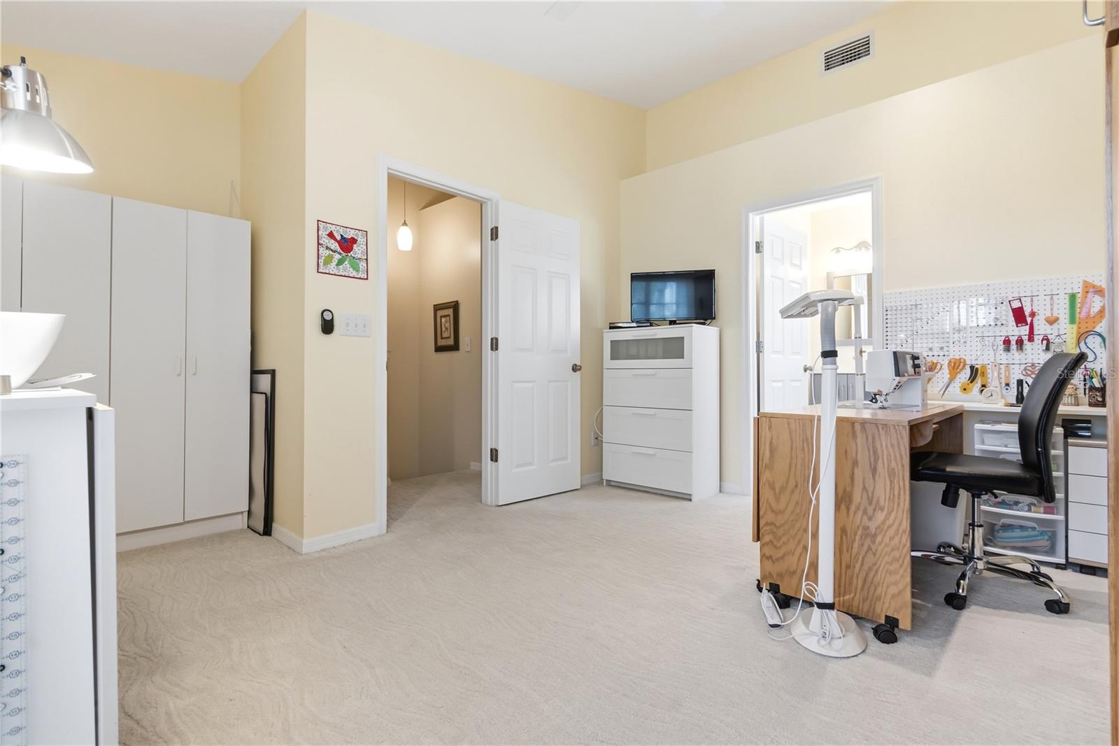 9034 LAKE PLACE LN #9034, TAMPA, FL, 33634