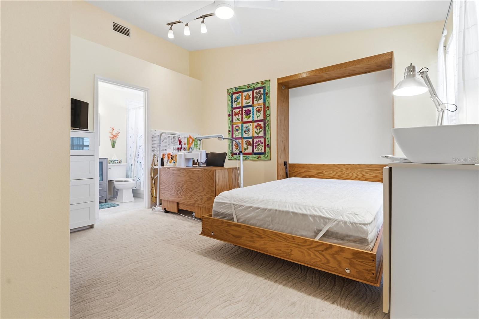 9034 LAKE PLACE LN #9034, TAMPA, FL, 33634