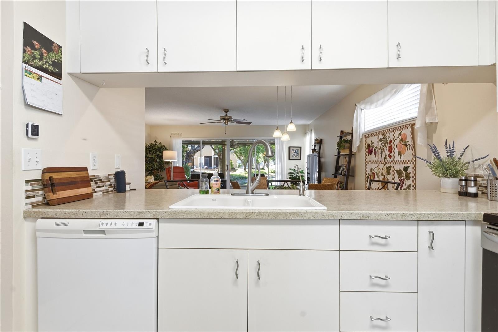 9034 LAKE PLACE LN #9034, TAMPA, FL, 33634