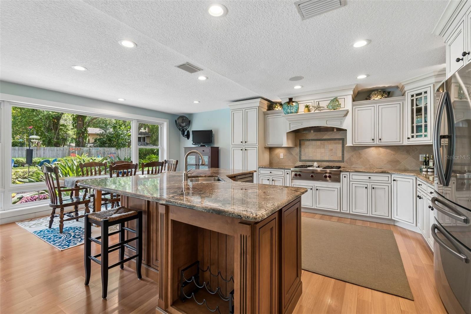 3104 TARABROOK DR, TAMPA, FL, 33618