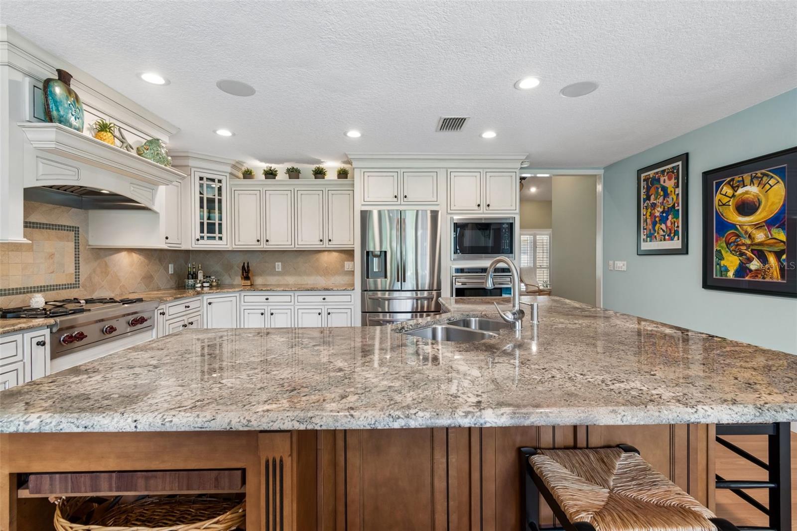 3104 TARABROOK DR, TAMPA, FL, 33618