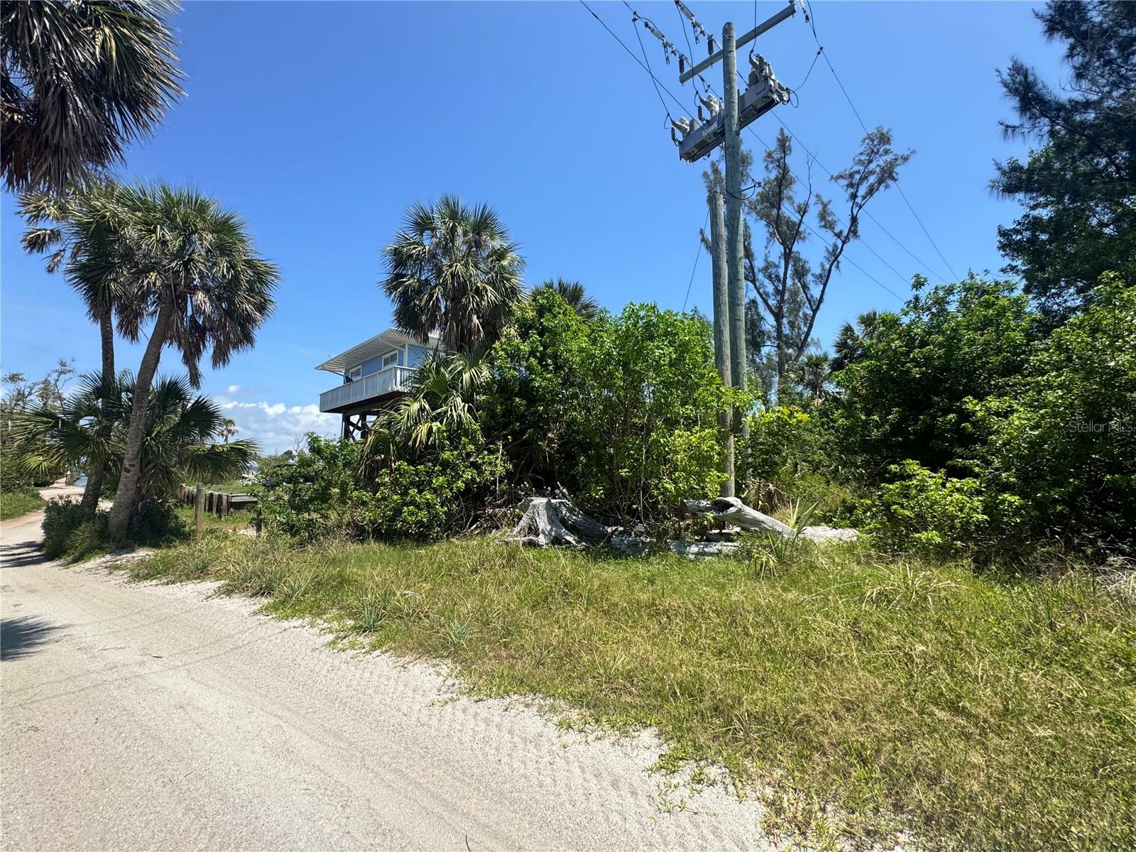 8992 SEAGRAPE LN, PLACIDA, FL, 33946