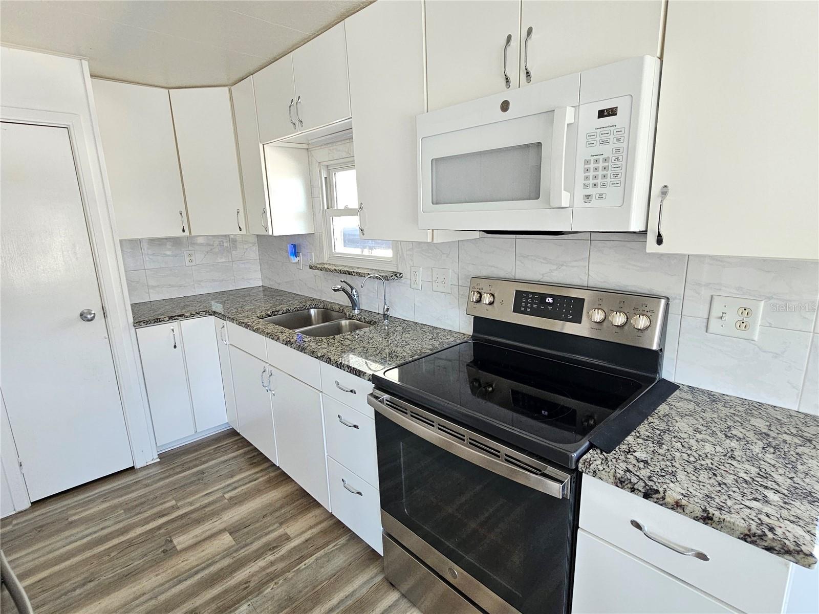205 VIA VENETO, VENICE, FL, 34285