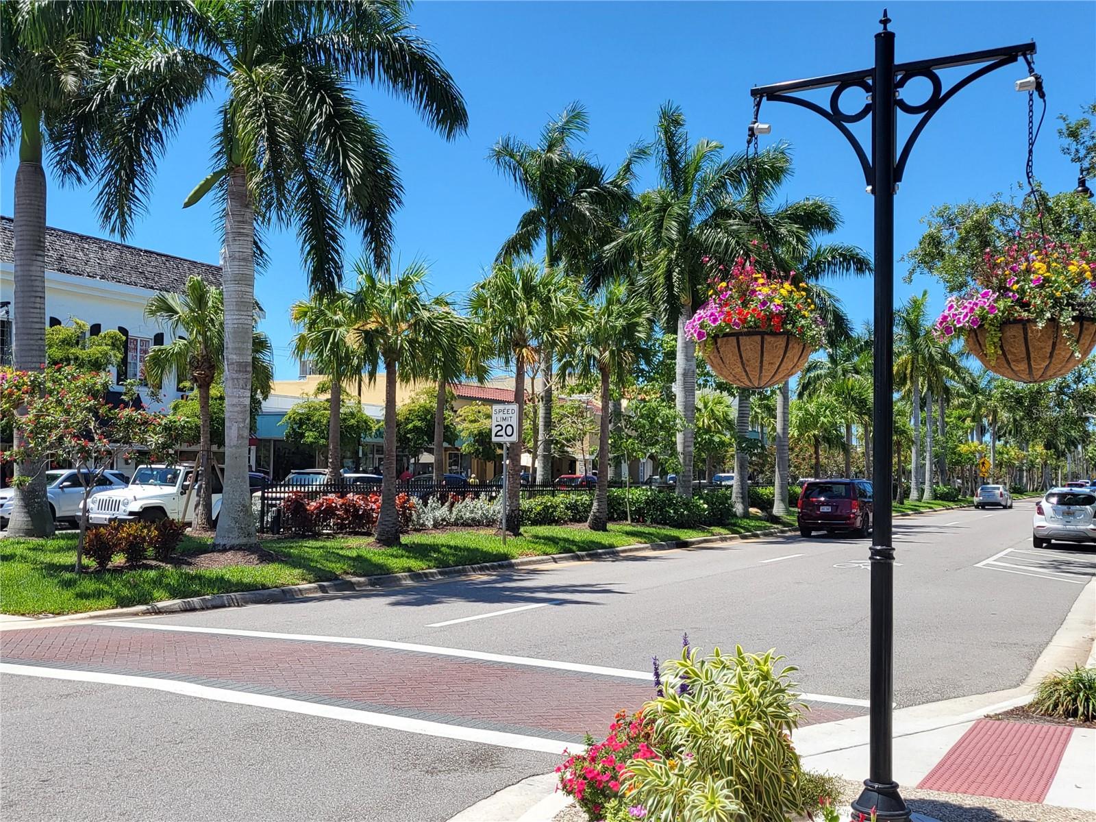 205 VIA VENETO, VENICE, FL, 34285