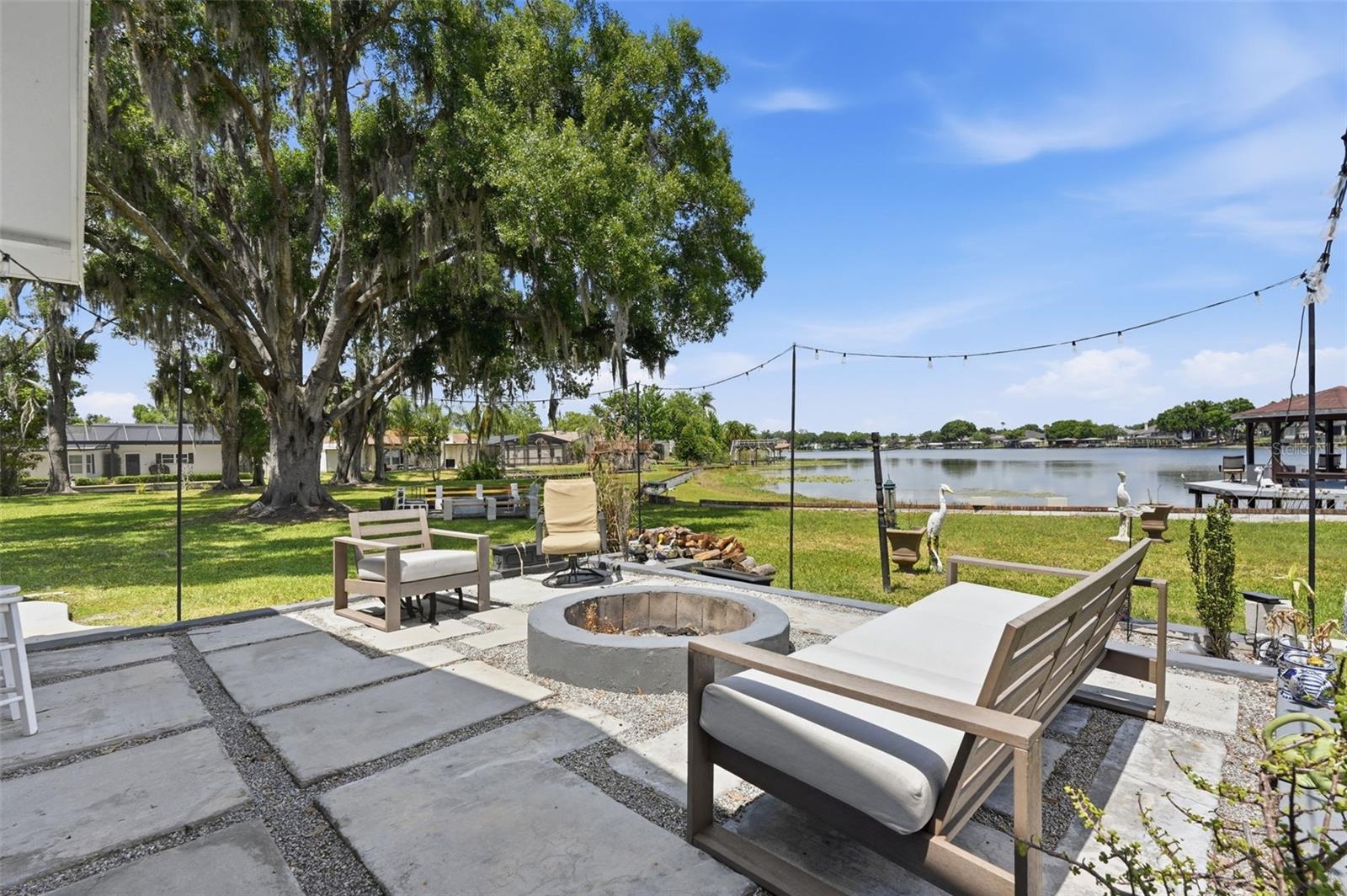 3678 E LAKE DR, LAND O LAKES, FL, 34639