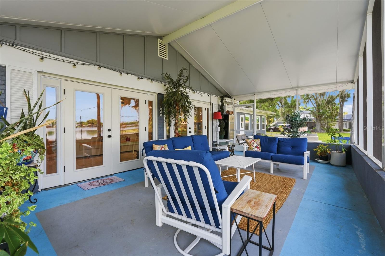 3678 E LAKE DR, LAND O LAKES, FL, 34639