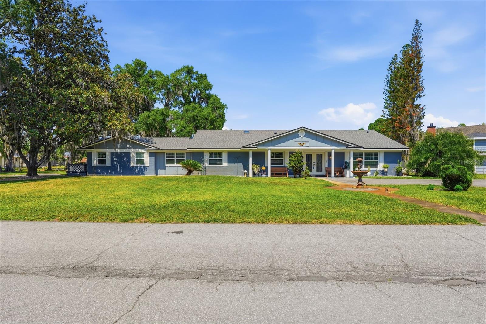 3678 E LAKE DR, LAND O LAKES, FL, 34639