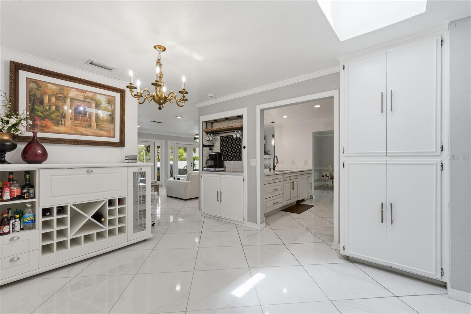 3678 E LAKE DR, LAND O LAKES, FL, 34639