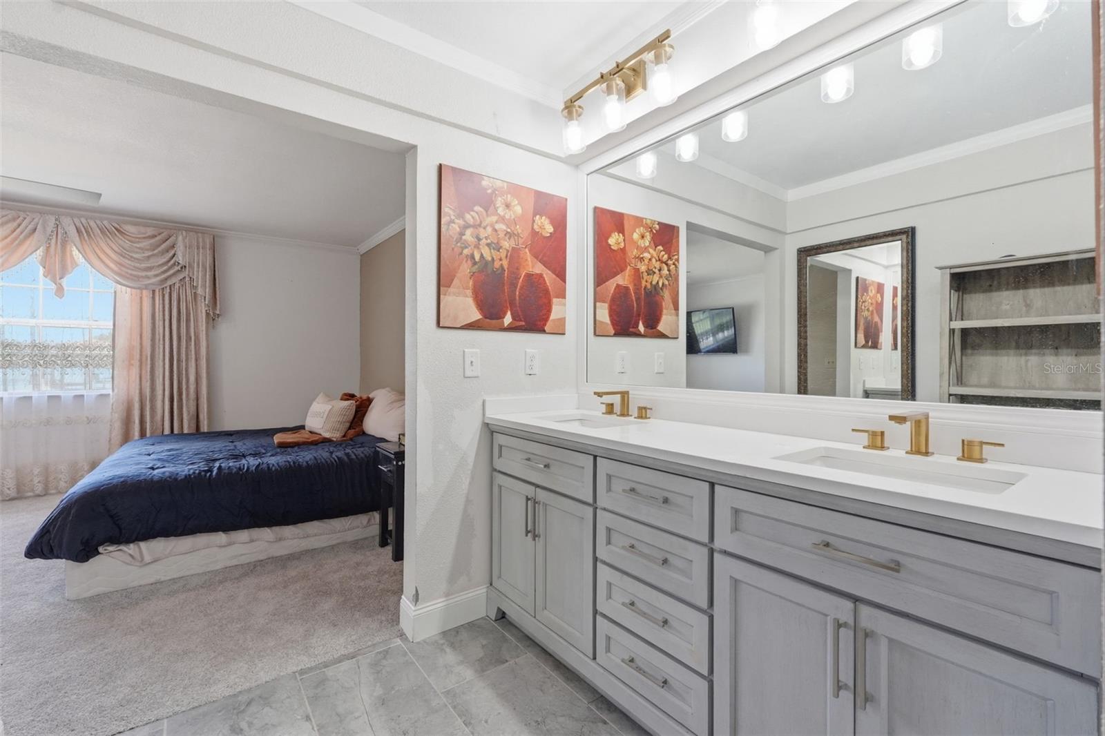 3678 E LAKE DR, LAND O LAKES, FL, 34639