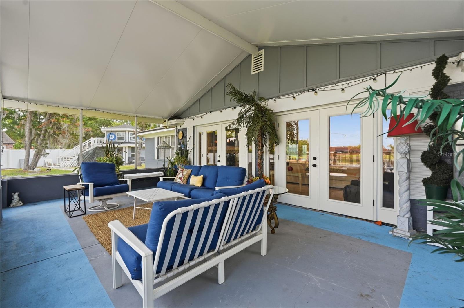 3678 E LAKE DR, LAND O LAKES, FL, 34639