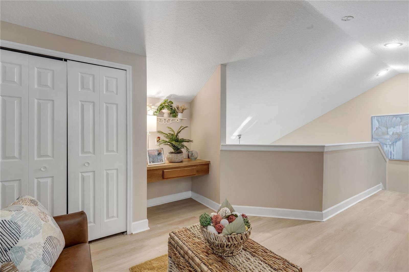 1570 FARRINDON CIR, LAKE MARY, FL, 32746