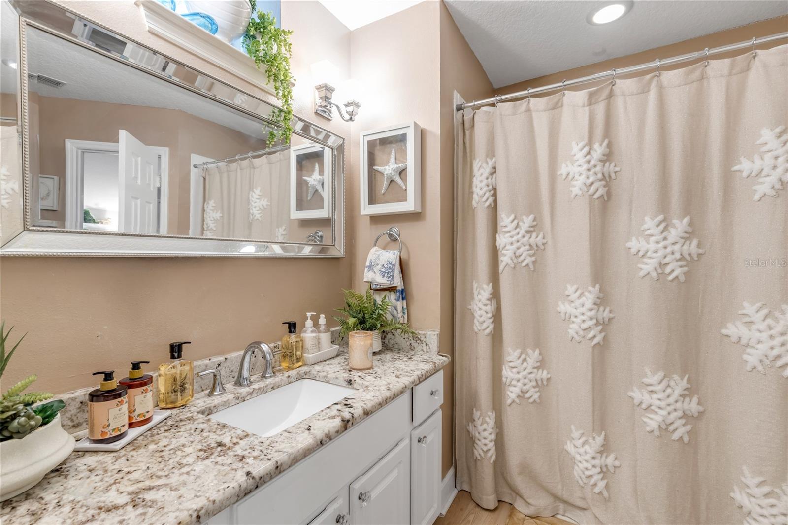 1570 FARRINDON CIR, LAKE MARY, FL, 32746