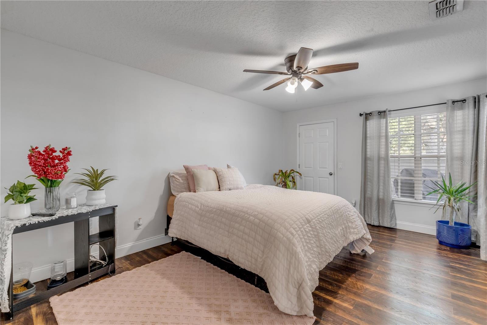 1570 FARRINDON CIR, LAKE MARY, FL, 32746