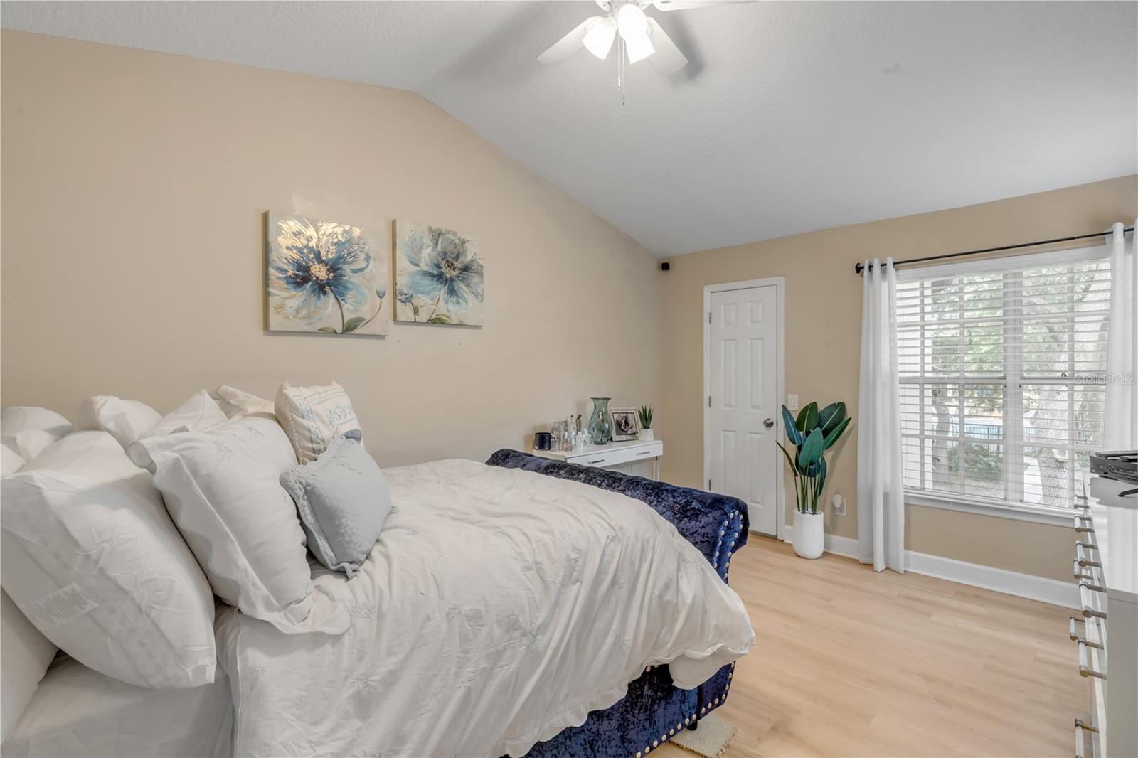 1570 FARRINDON CIR, LAKE MARY, FL, 32746