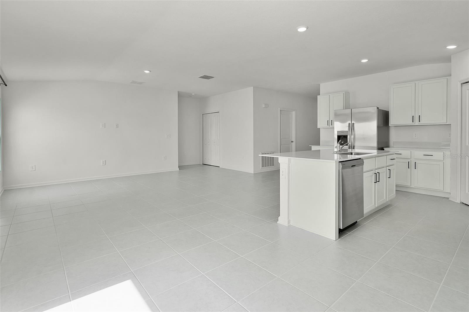 2711 PIONEER TRL, EAGLE LAKE, FL, 33839