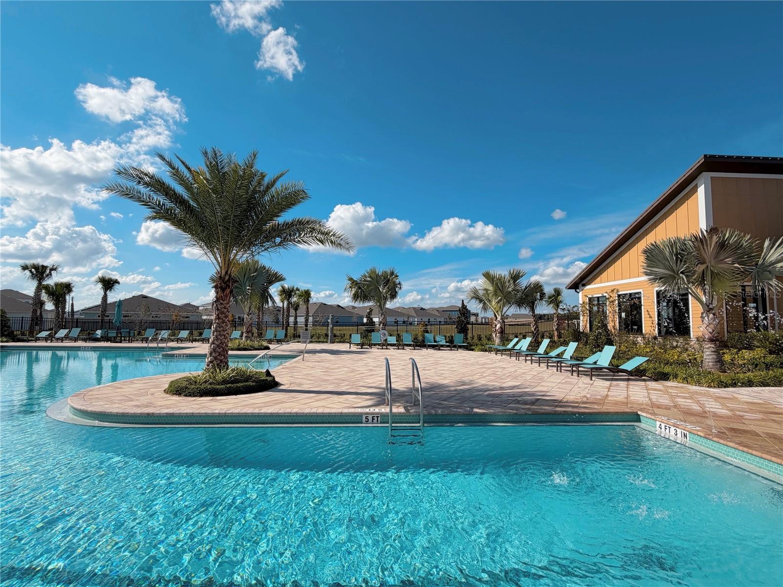 2711 PIONEER TRL, EAGLE LAKE, FL, 33839