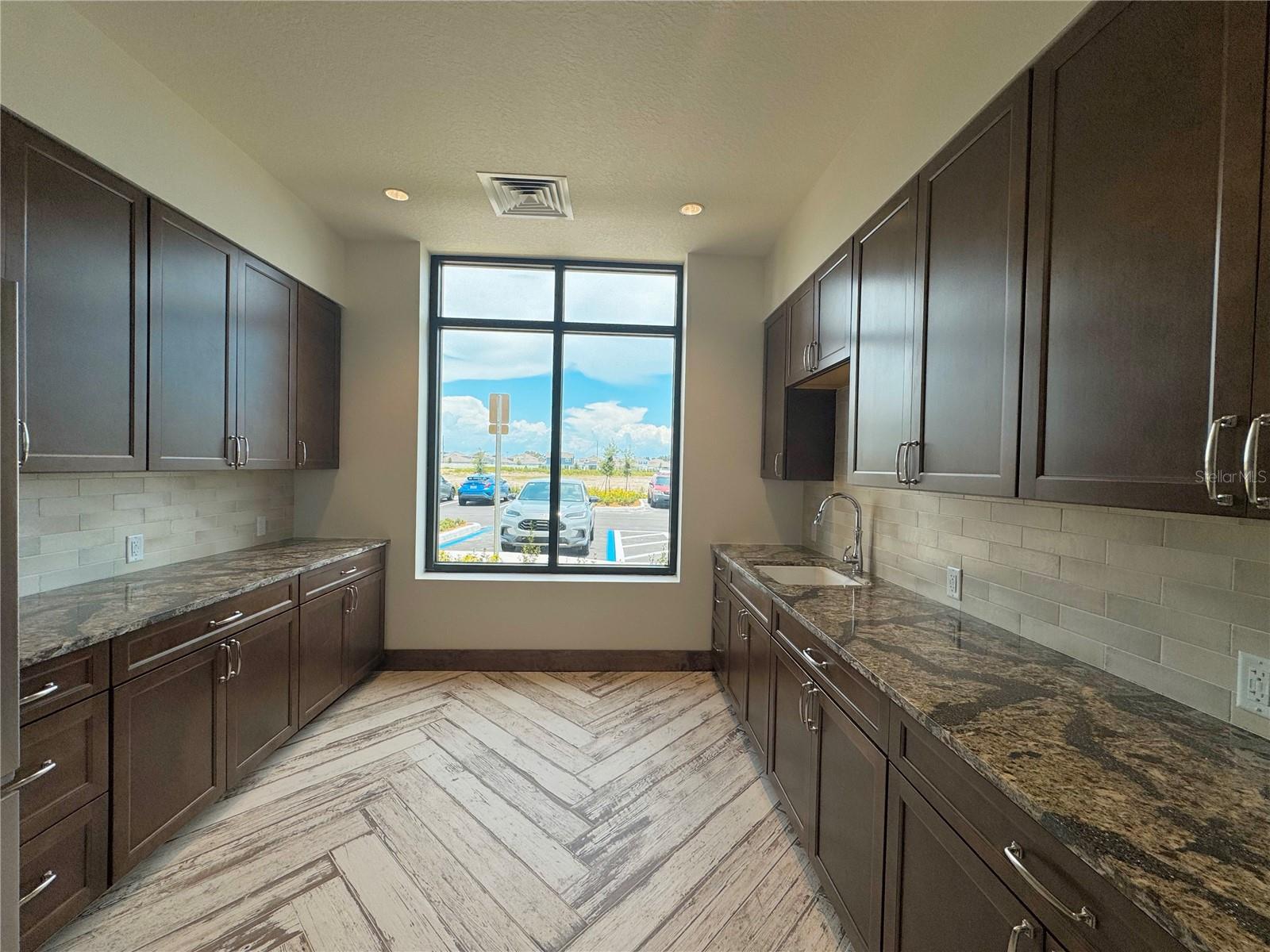 2711 PIONEER TRL, EAGLE LAKE, FL, 33839