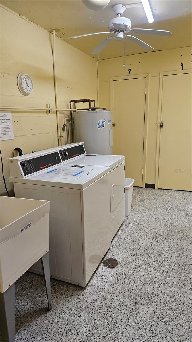 4575 COVE CIR #1105, ST PETERSBURG, FL, 33708