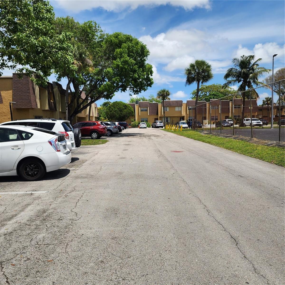 5733 BLUEBERRY CT #119, LAUDERHILL, FL, 33313