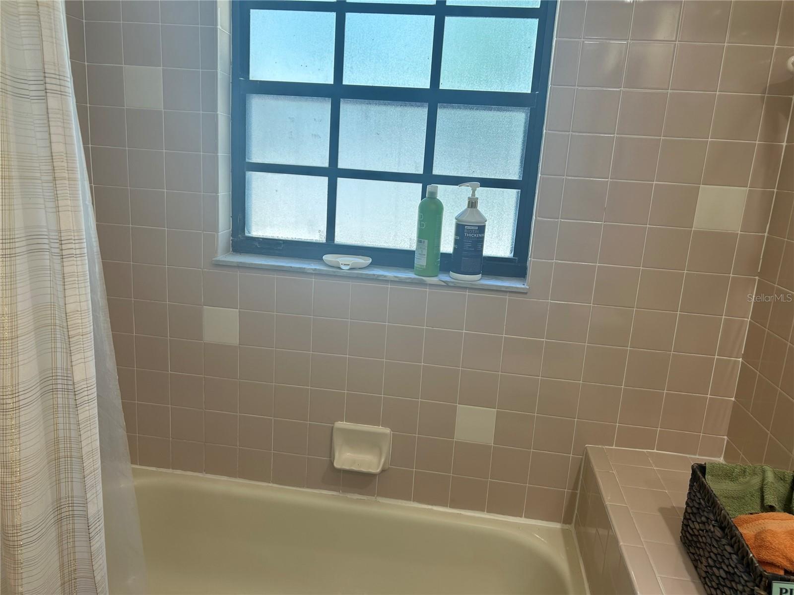 9405 94TH ST, SEMINOLE, FL, 33777