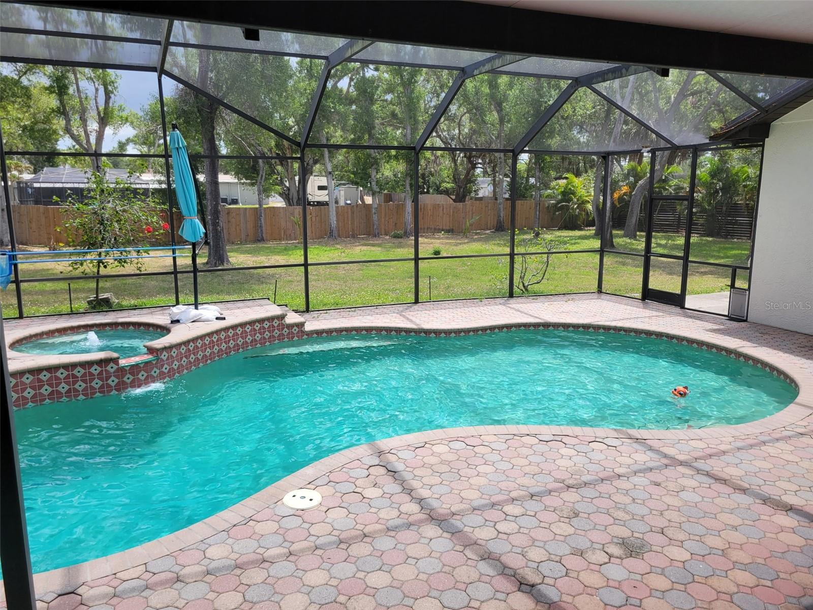 9405 94TH ST, SEMINOLE, FL, 33777