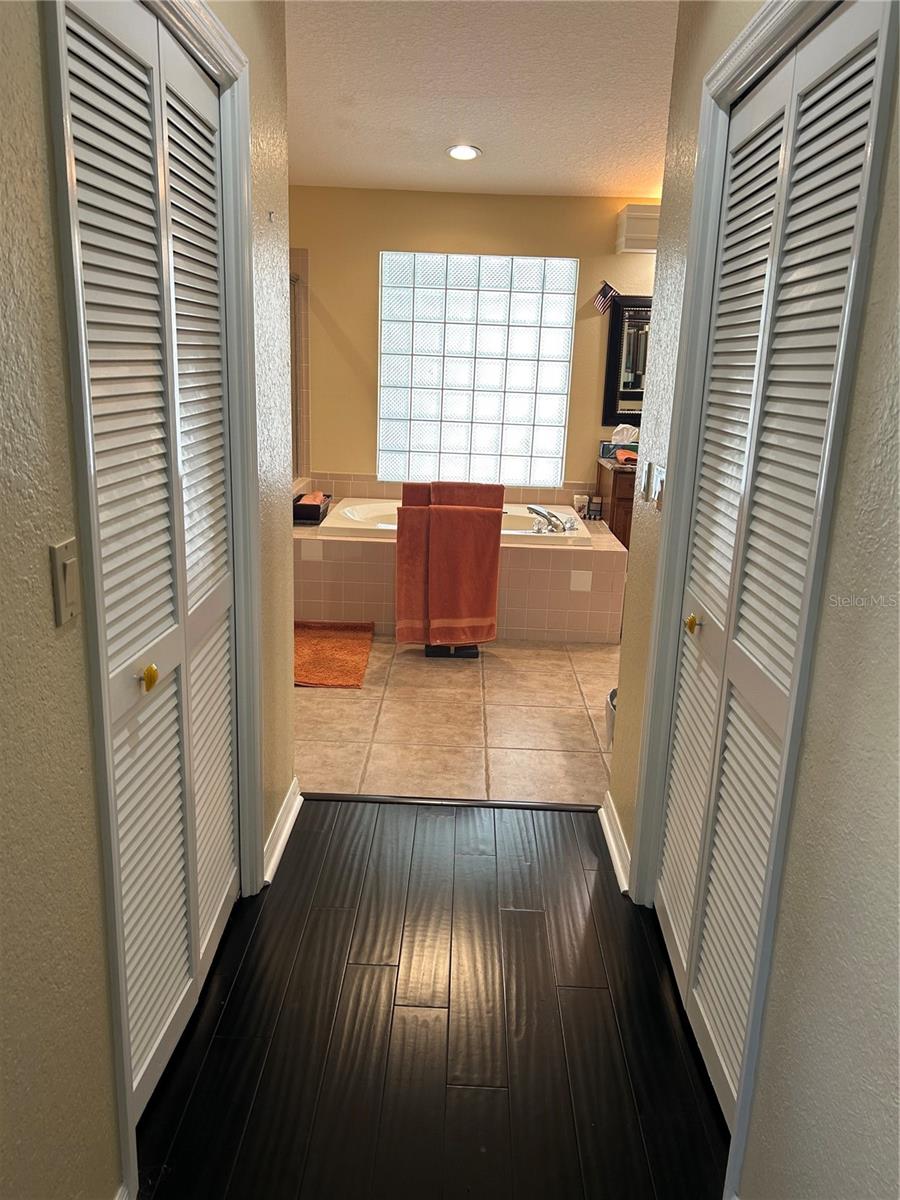 9405 94TH ST, SEMINOLE, FL, 33777