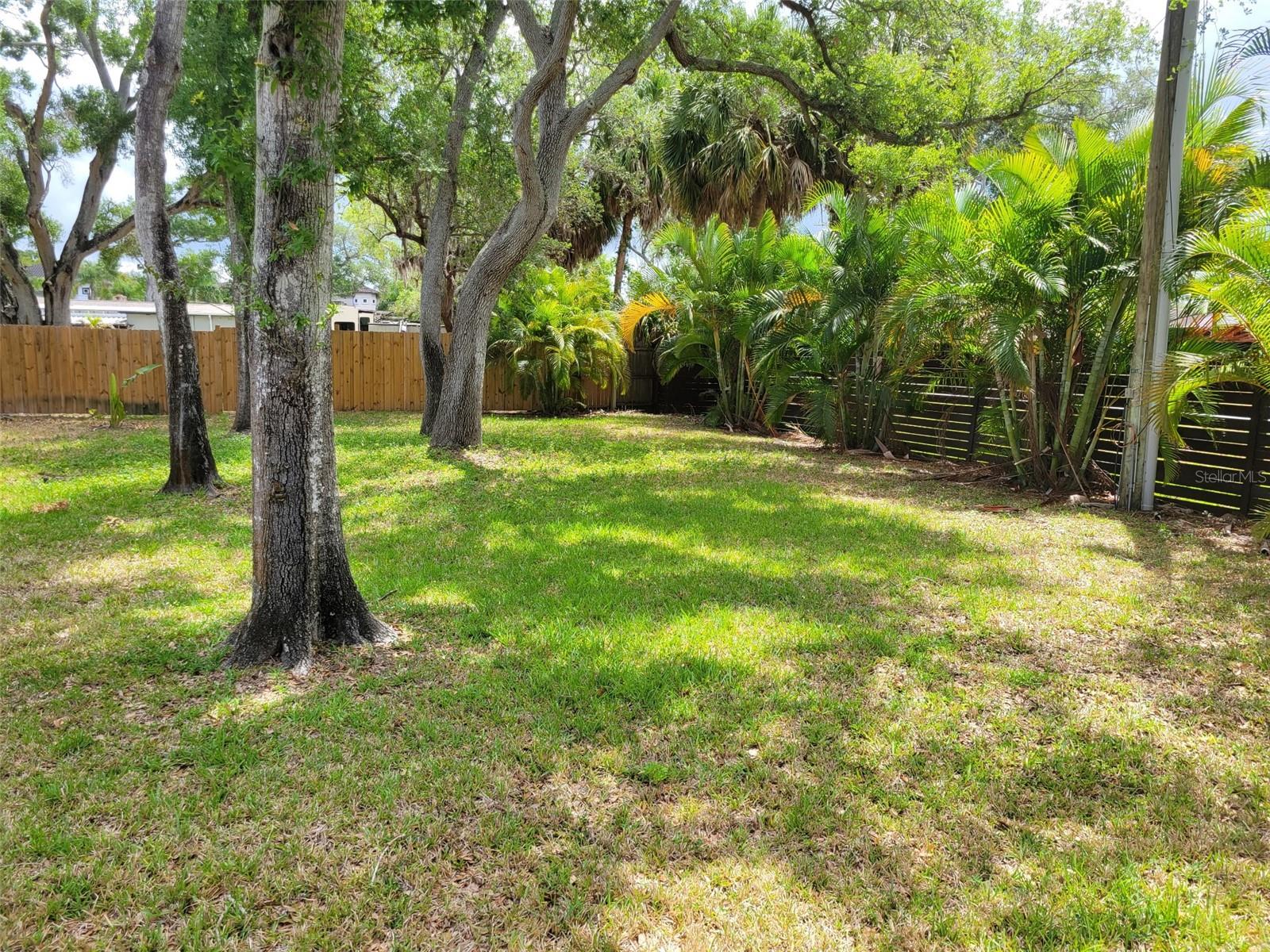 9405 94TH ST, SEMINOLE, FL, 33777