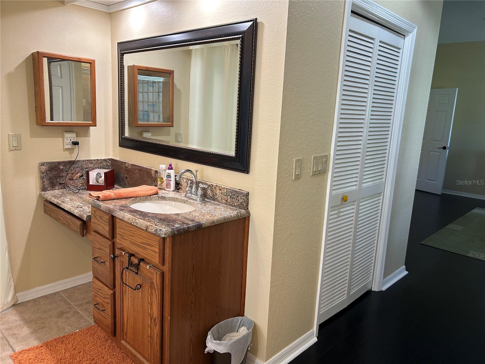 9405 94TH ST, SEMINOLE, FL, 33777