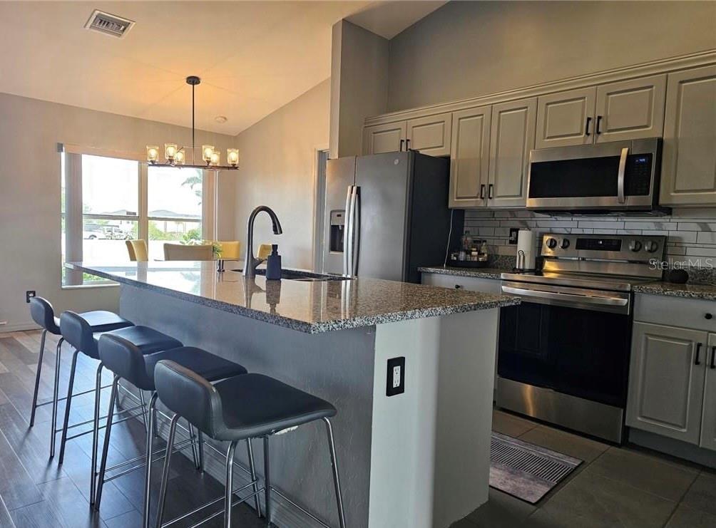 625 EL DORADO BLVD N, CAPE CORAL, FL, 33993