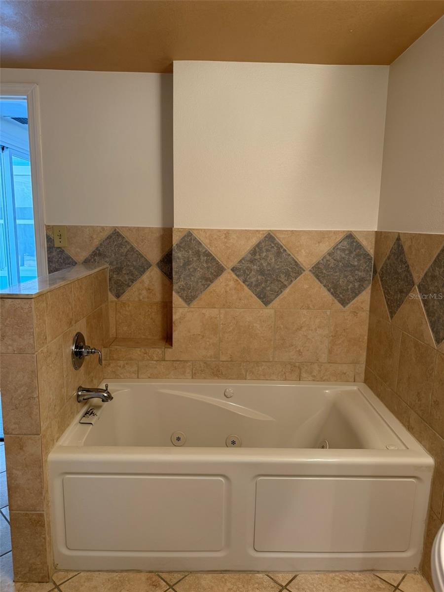 2787 41ST AVE N, ST PETERSBURG, FL, 33714