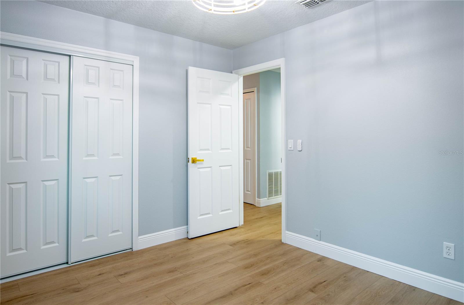 5147 LAKE NINA DR, ORLANDO, FL, 32810