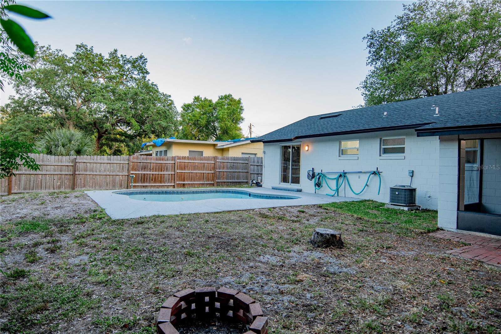 5147 LAKE NINA DR, ORLANDO, FL, 32810