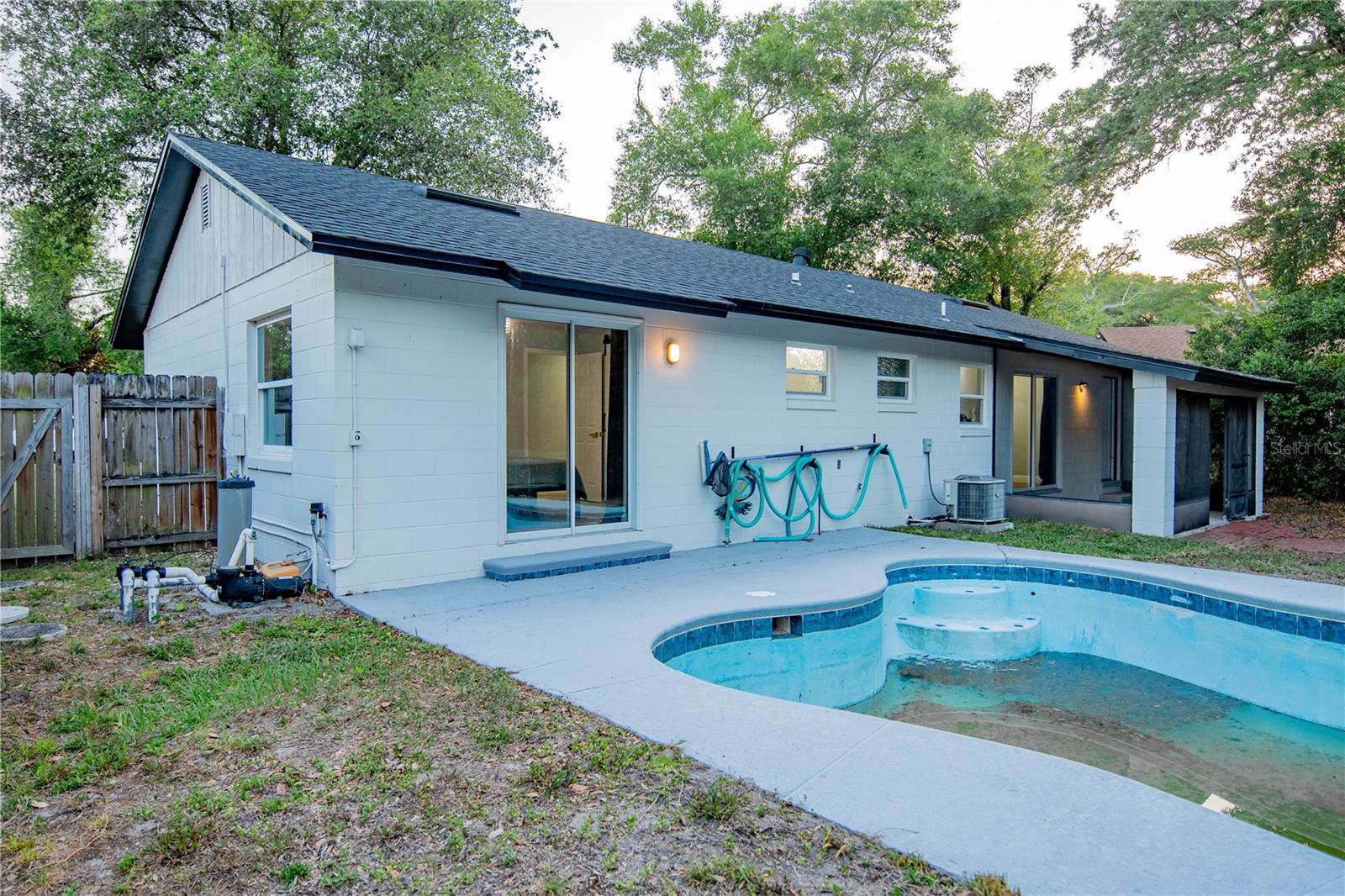 5147 LAKE NINA DR, ORLANDO, FL, 32810