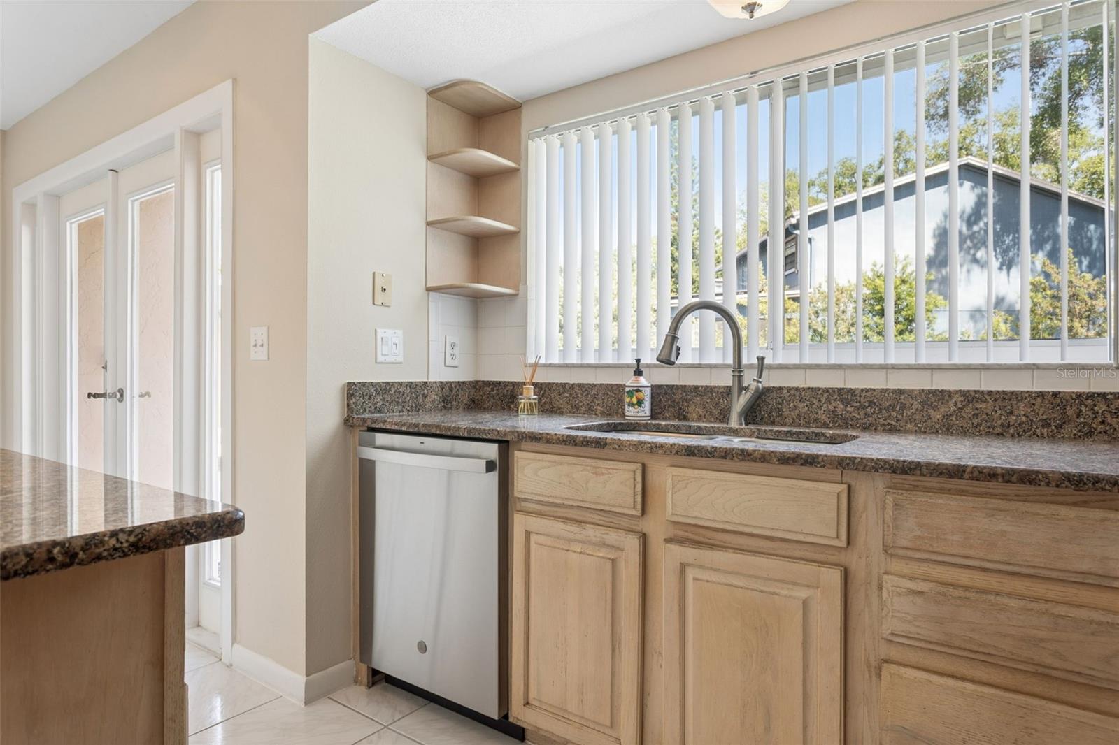 3103 TARAGROVE DR, TAMPA, FL, 33618