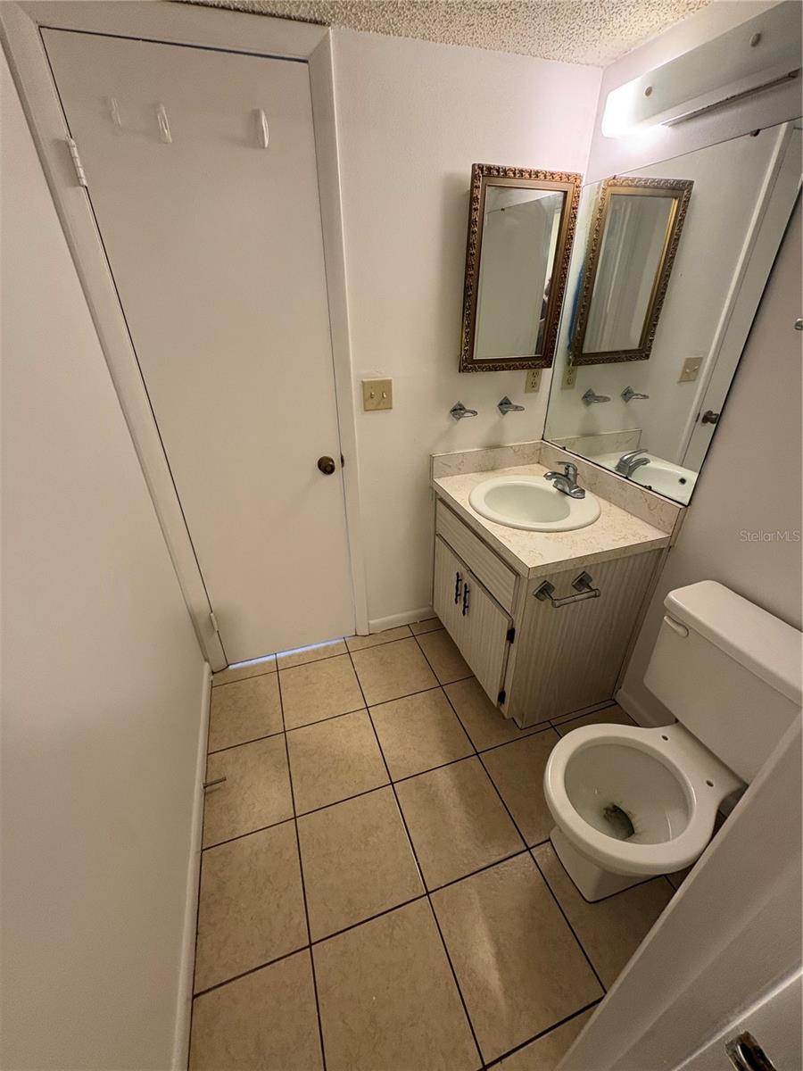 593 FAIRWAYS CIR #A, OCALA, FL, 34472