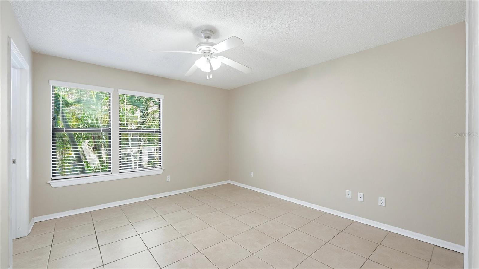 4033 CROCKERS LAKE BLVD #28, SARASOTA, FL, 34238