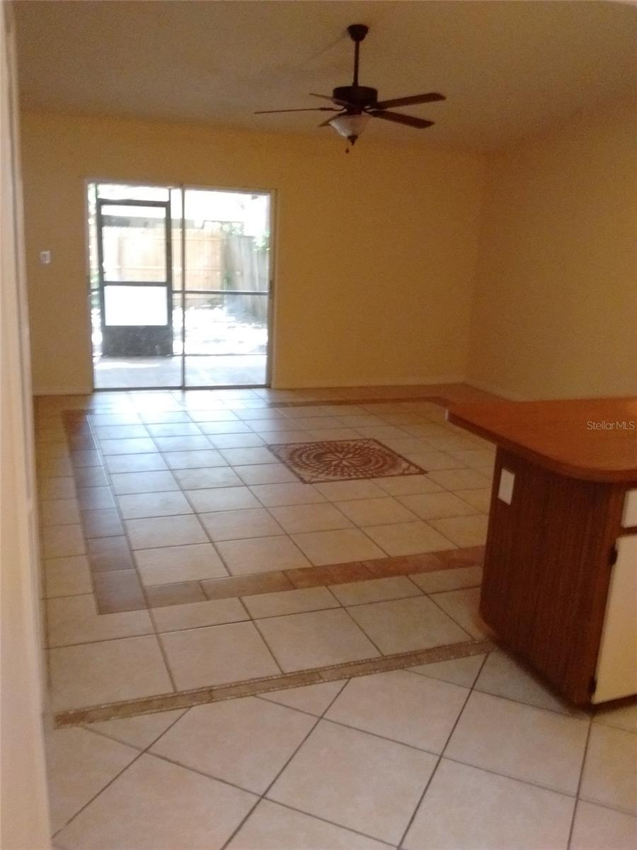 4033 ANNA DR, APOPKA, FL, 32703