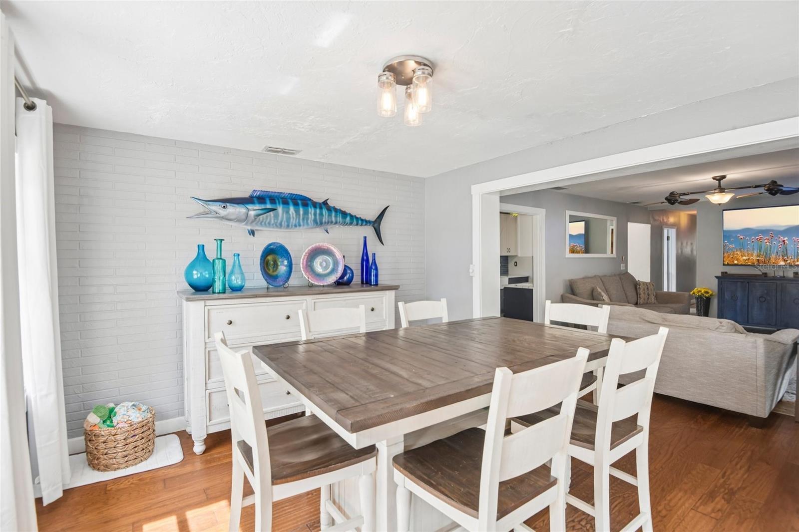 992 HILLWOOD DR, DUNEDIN, FL, 34698