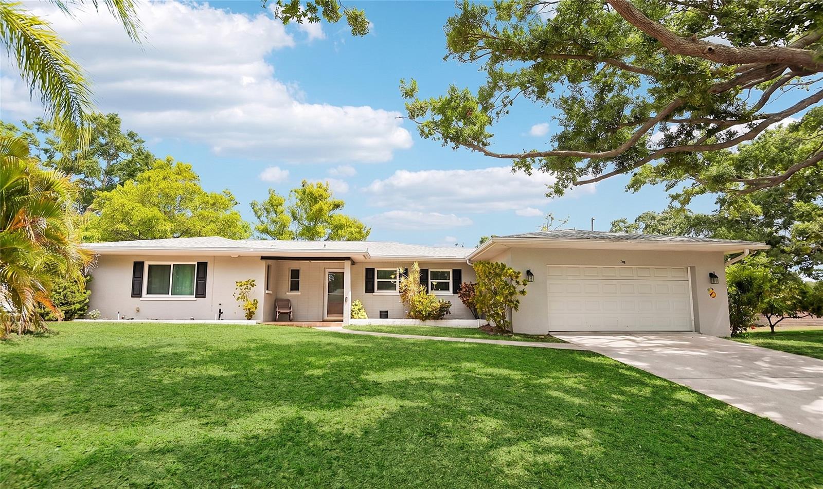 992 HILLWOOD DR, DUNEDIN, FL, 34698