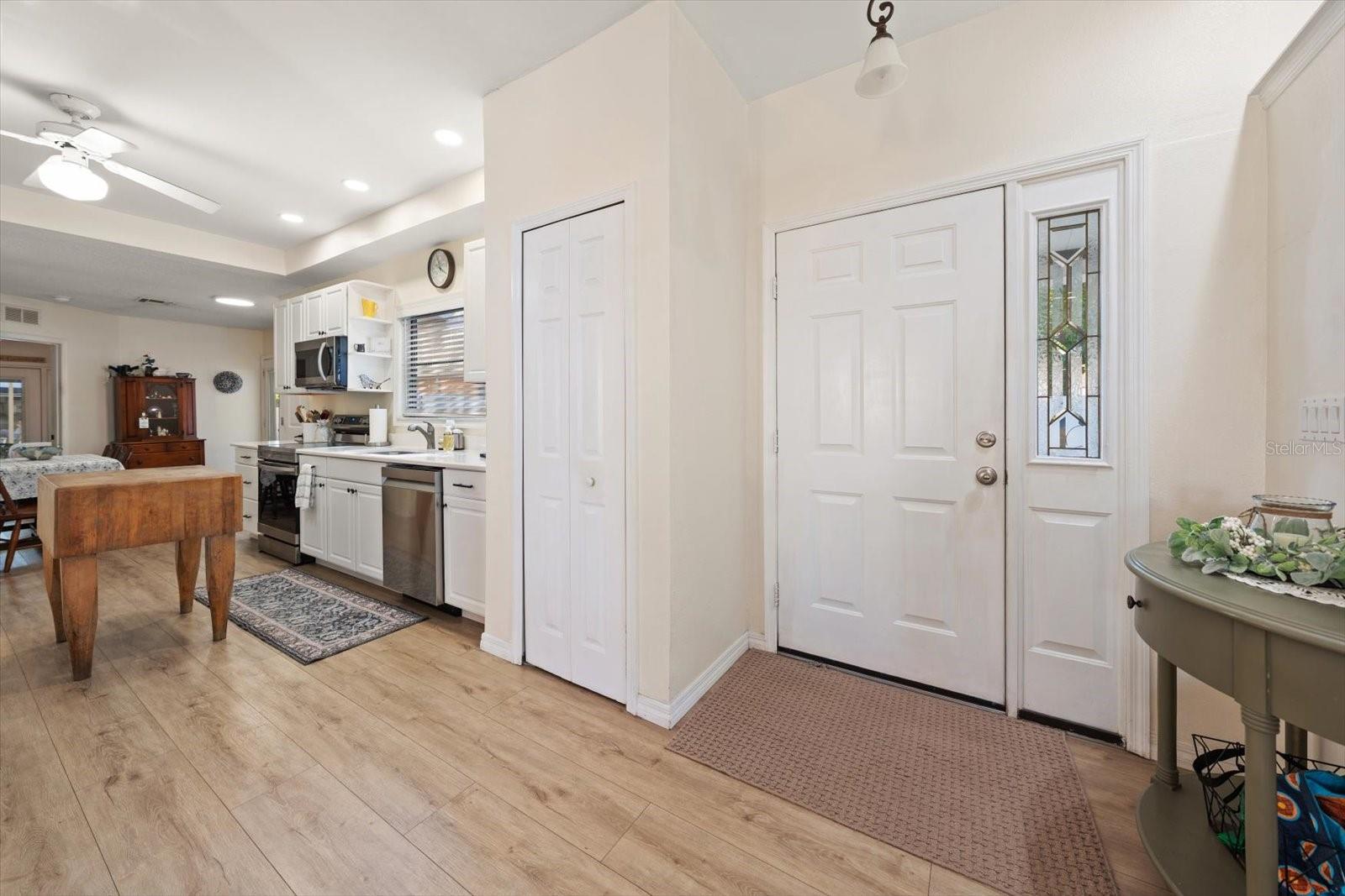 3290 70TH AVE N, ST PETERSBURG, FL, 33702