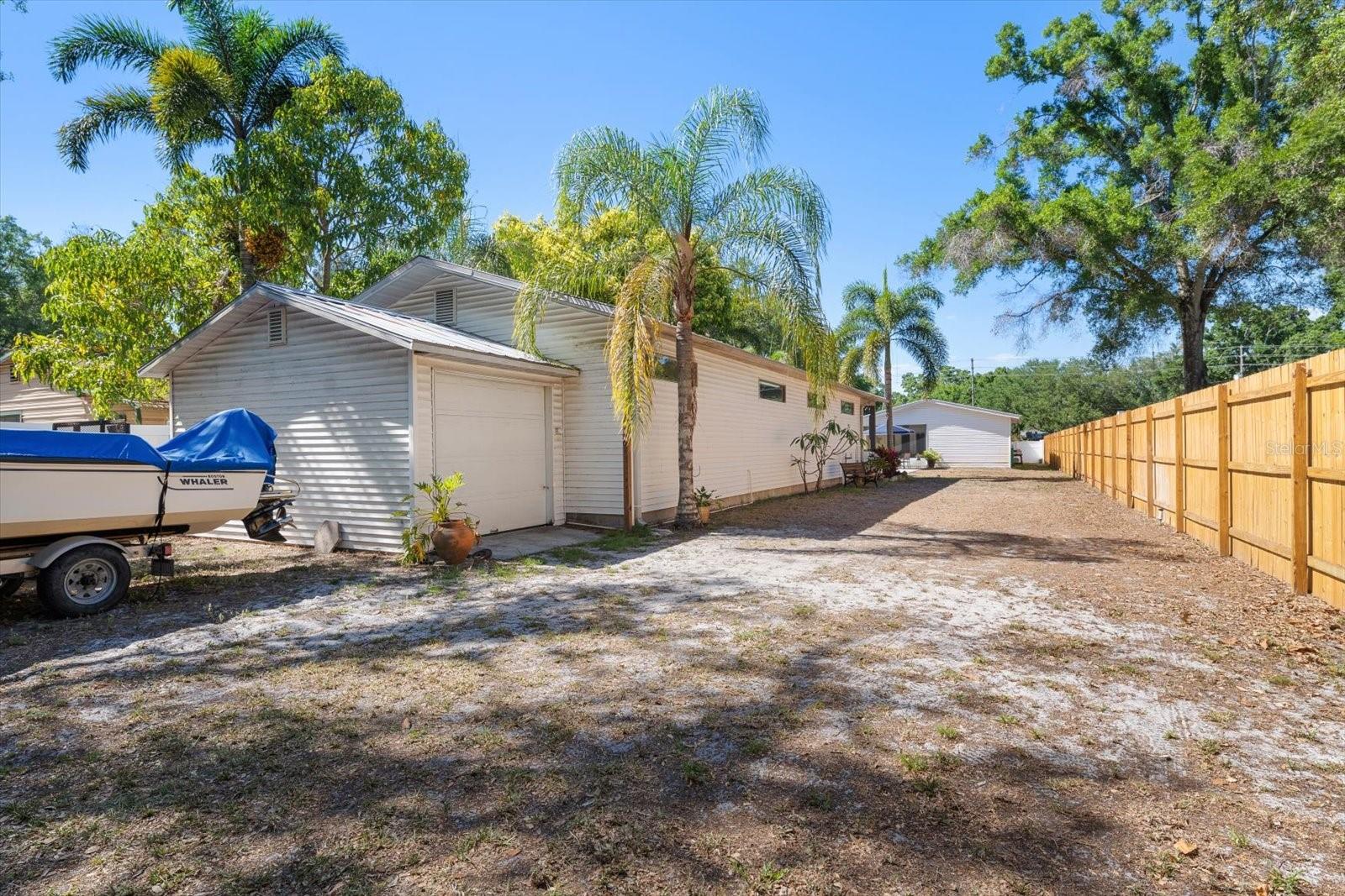 3290 70TH AVE N, ST PETERSBURG, FL, 33702