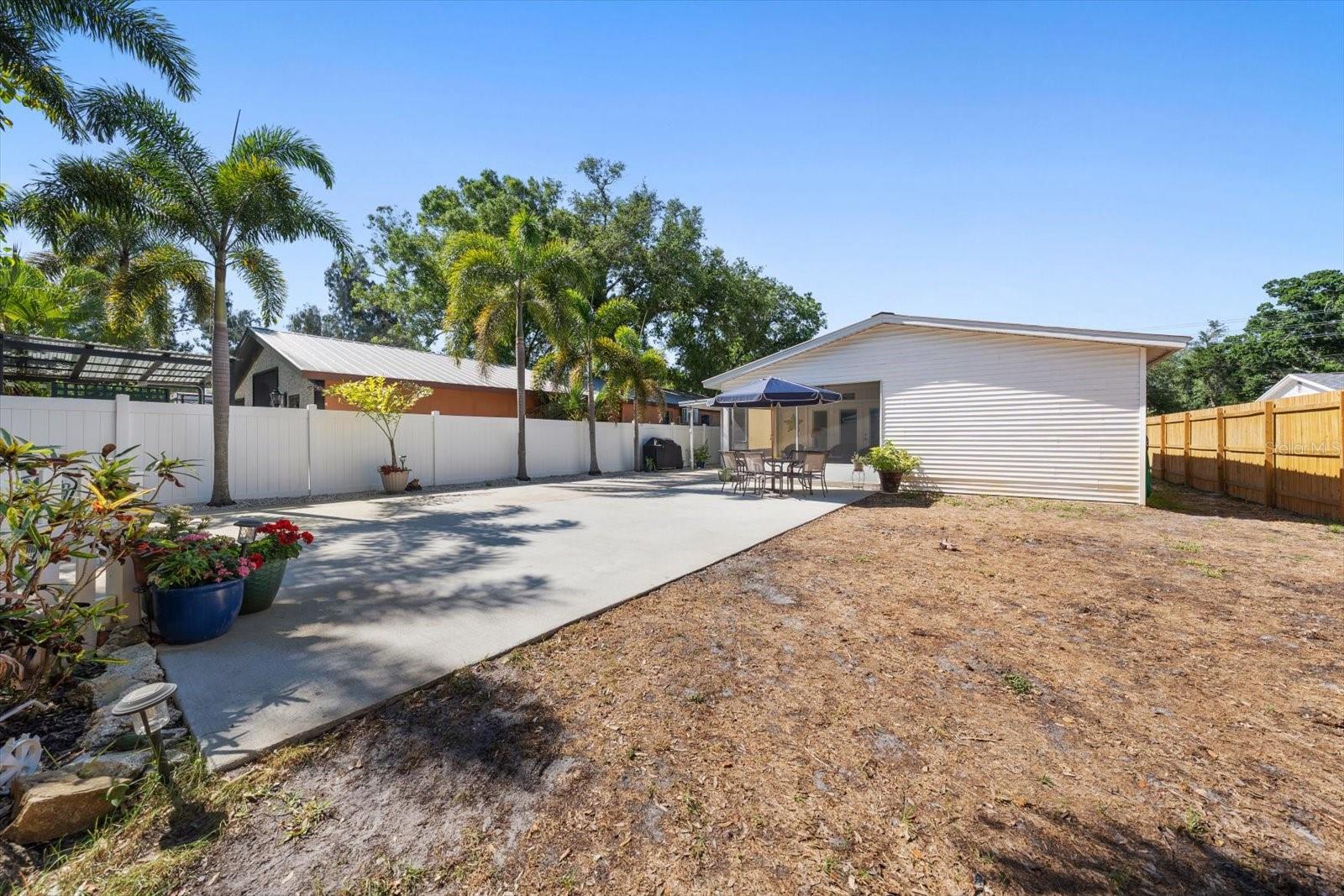 3290 70TH AVE N, ST PETERSBURG, FL, 33702