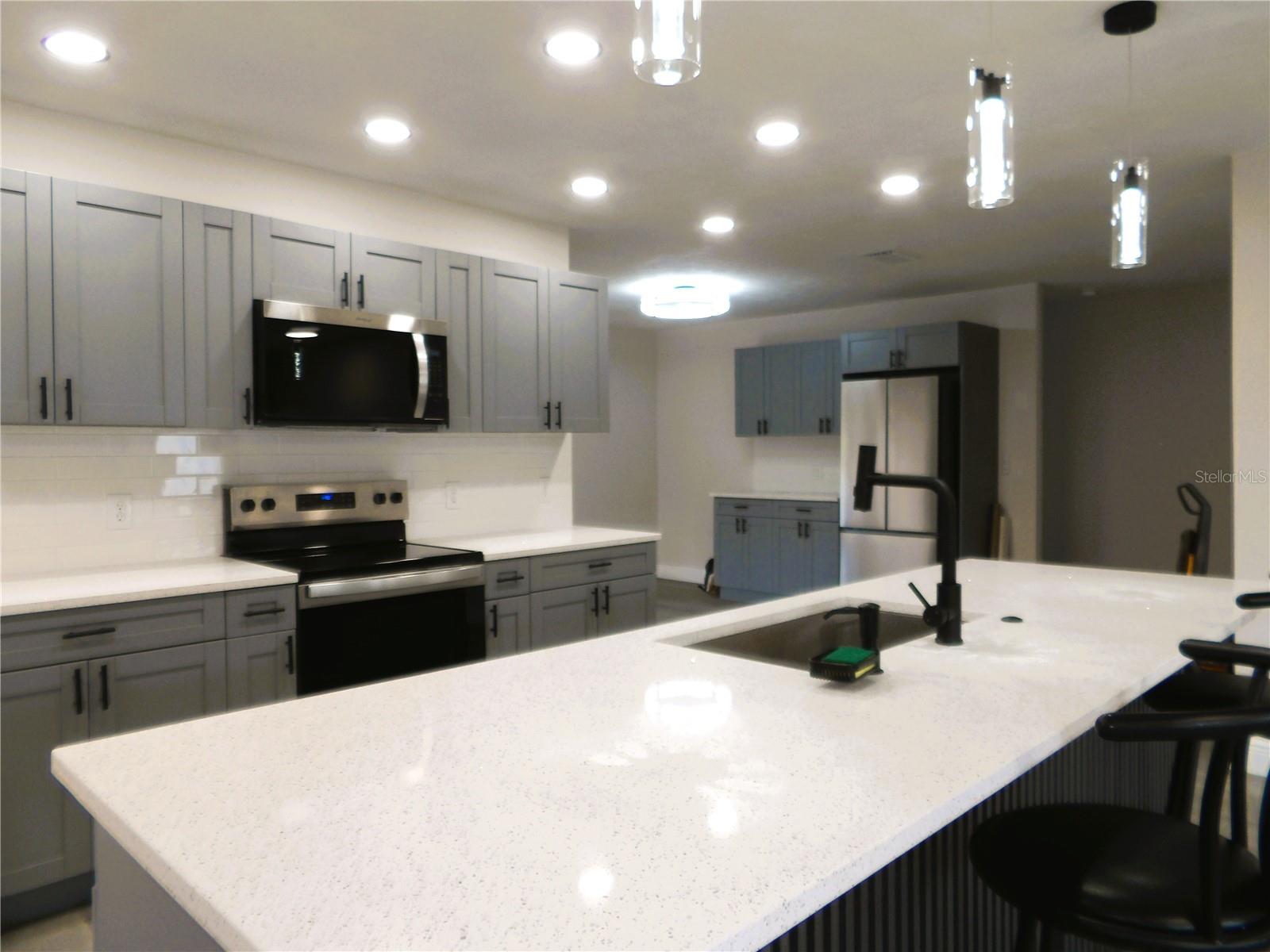 614 HUNTINGTON ST, BRANDON, FL, 33511