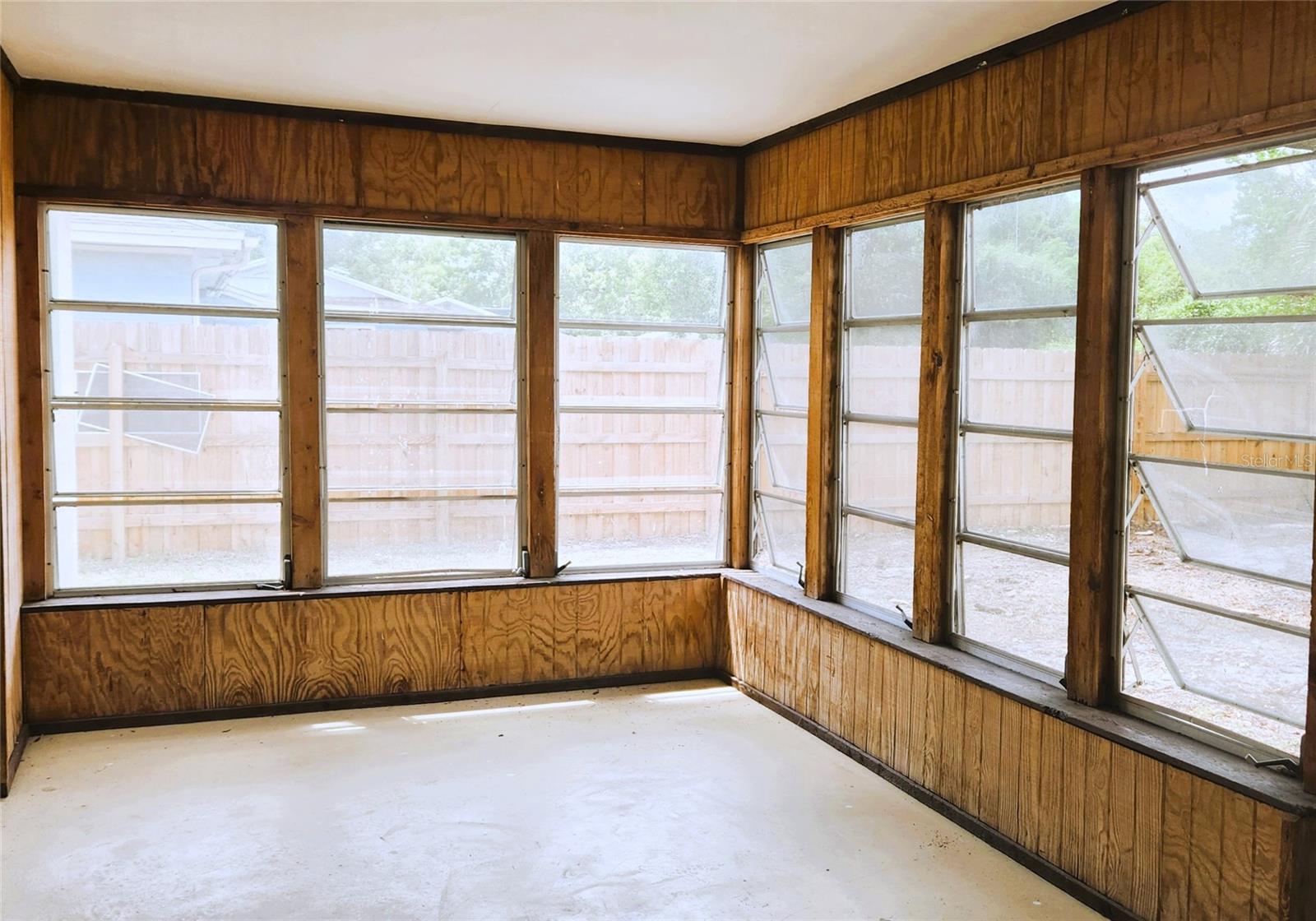 614 HUNTINGTON ST, BRANDON, FL, 33511