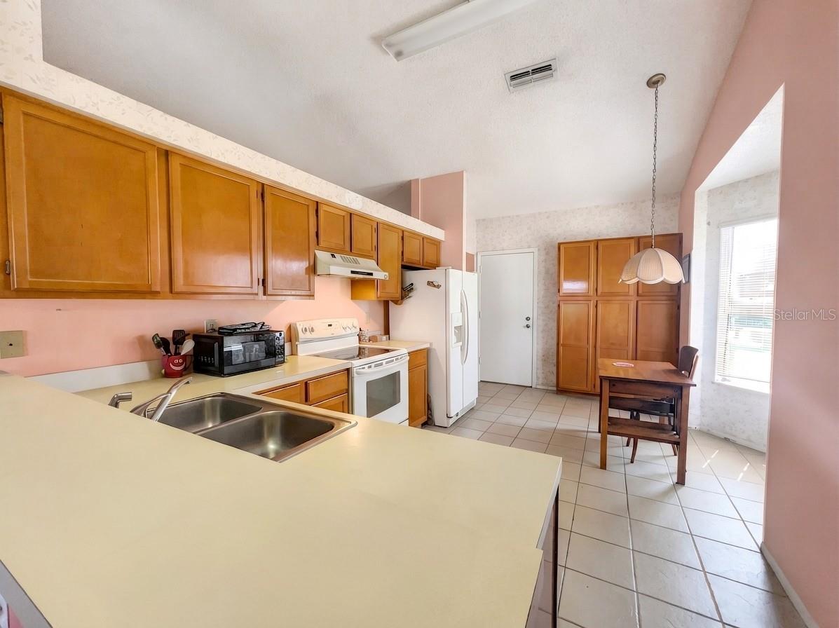 706 47TH ST E, BRADENTON, FL, 34208