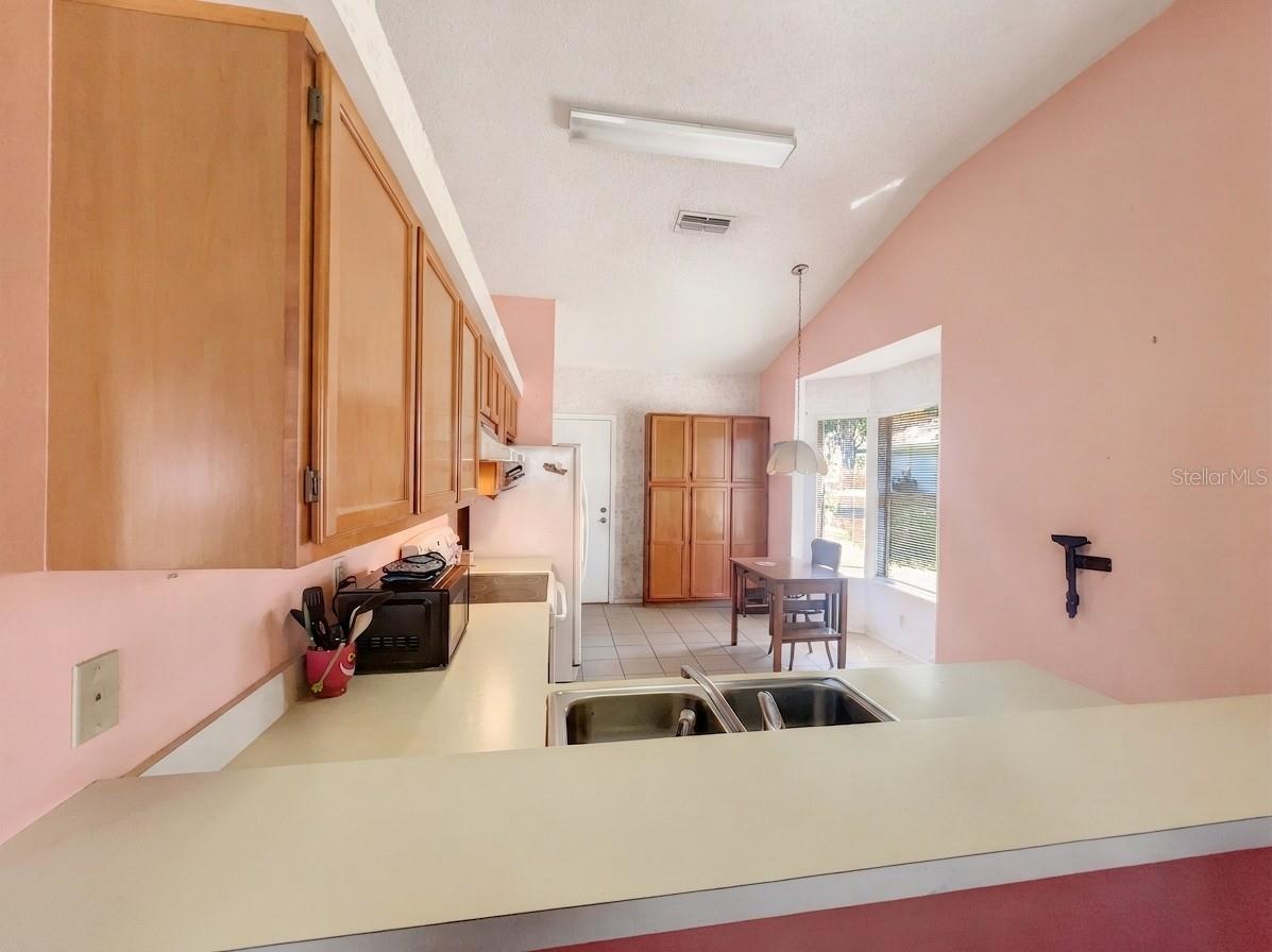 706 47TH ST E, BRADENTON, FL, 34208