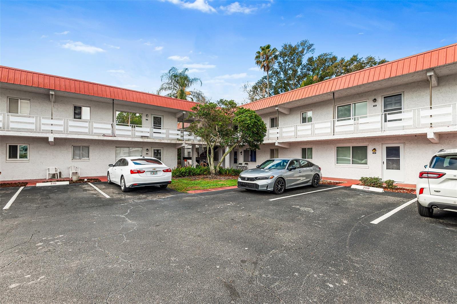 1100 MARTINIQUE DR #207, WINTER HAVEN, FL, 33884