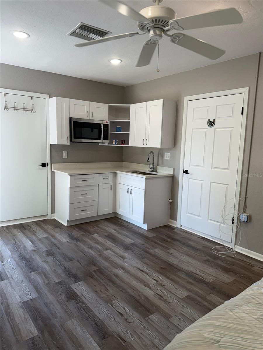 5950 HIGH ST, NEW PORT RICHEY, FL, 34652